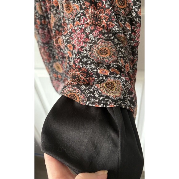 XHILARATION Romper Cold Shoulder W/ Straps Shorts Black Red Floral  Romper Leg - Picture 5 of 6